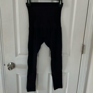 Shapermint women’s essential shapewear leggings size small/petite
